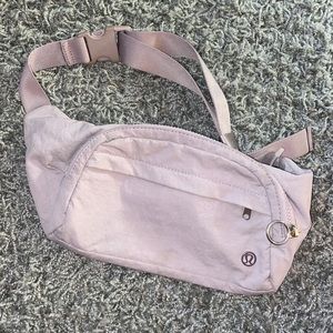 Lululemon On The Belt Bag 4.5L*